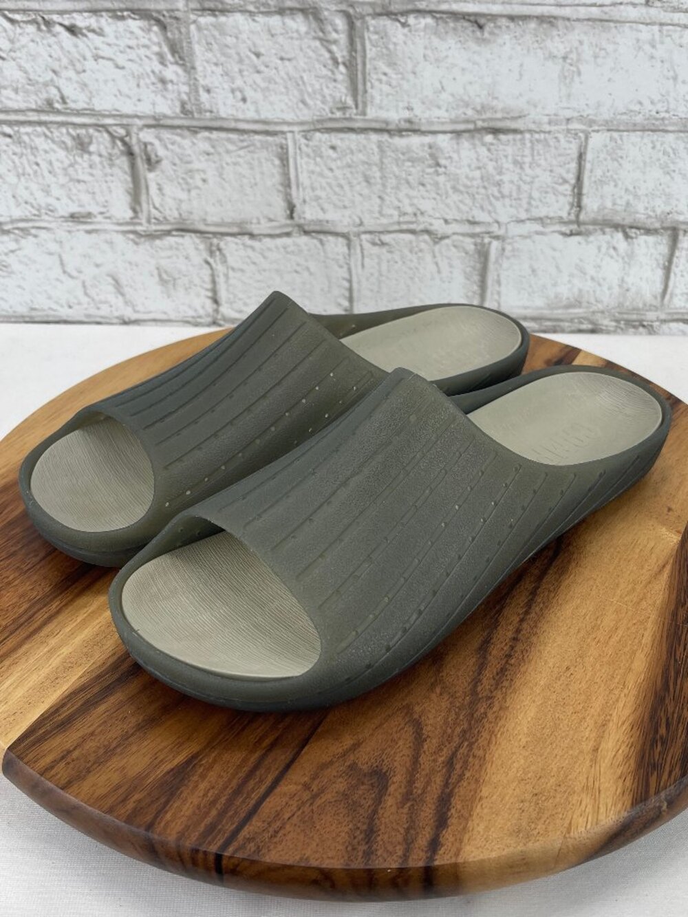 Camper Wabi Hamaca Mens 9/43 TPU Gray Slide Sandals 18338-026